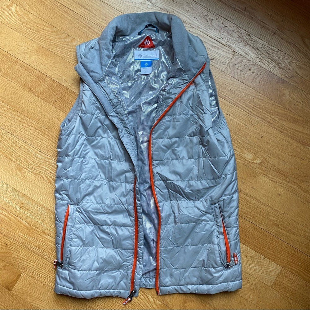 Kids size large Columbia vest